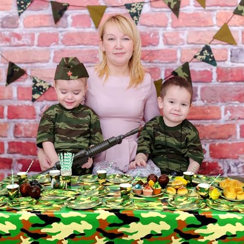 Camo Party Tableware Set for 20 Guests