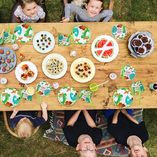 96 Pcs Dinosaur Party Set for 24 Guests